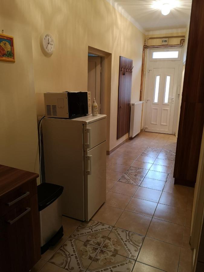 Veva Apartman - Eger Maganszallashely Bagian luar foto