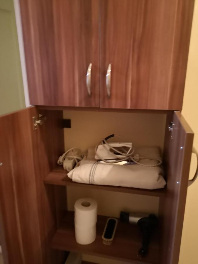 Veva Apartman - Eger Maganszallashely Bagian luar foto